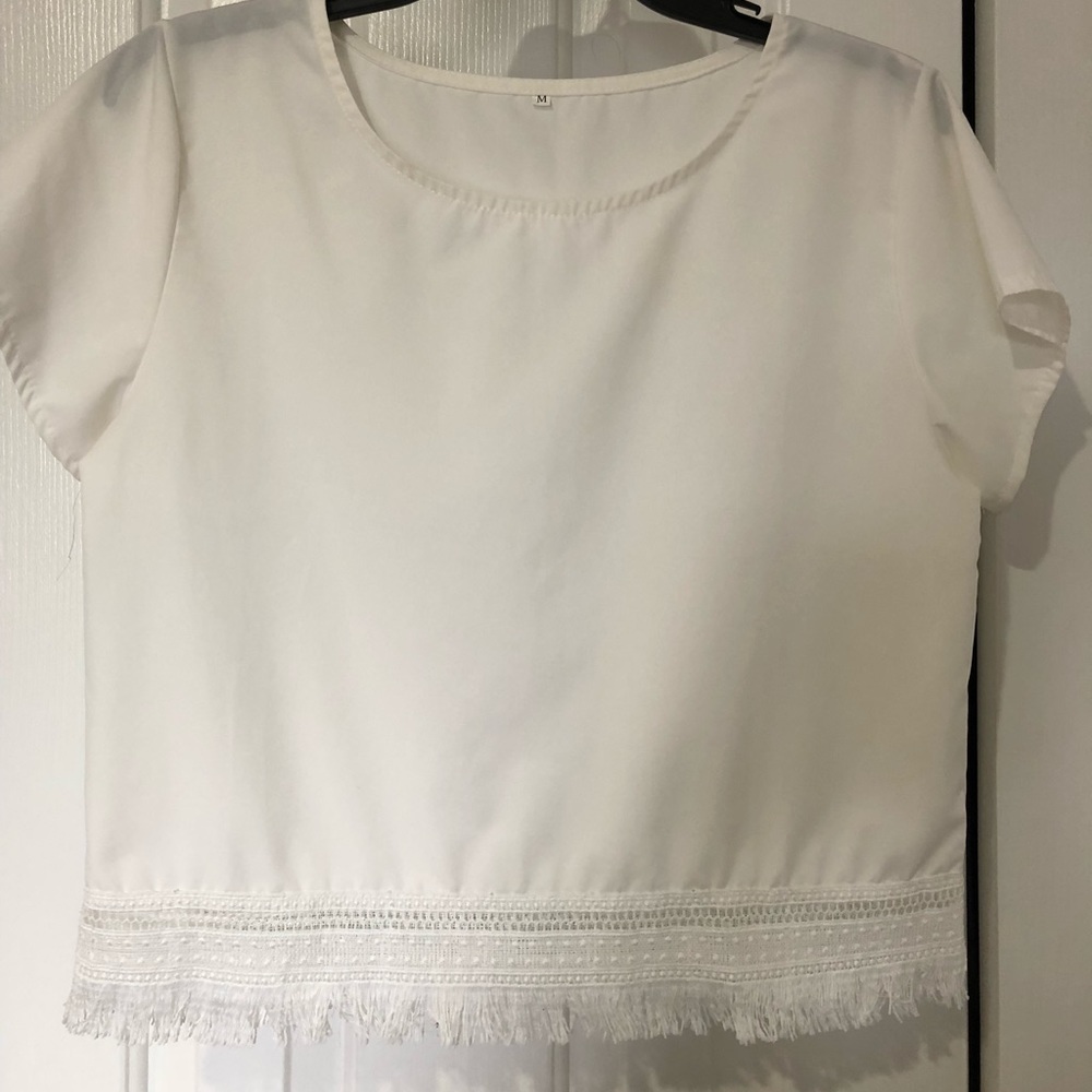 White shirt with lace bottom